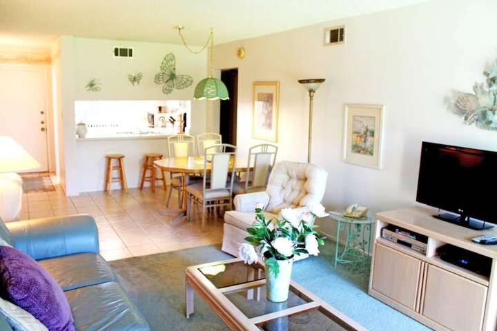 Room 4 of 11
