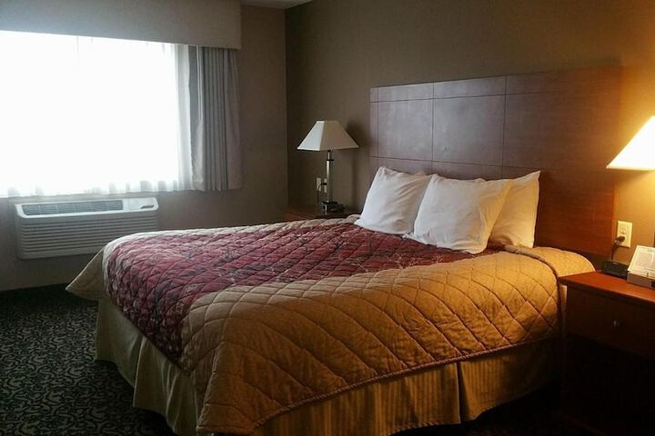 Room 12 of 37