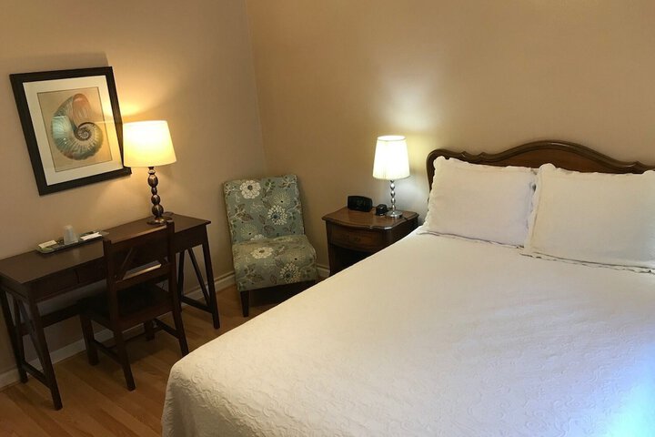 Room 25 of 44