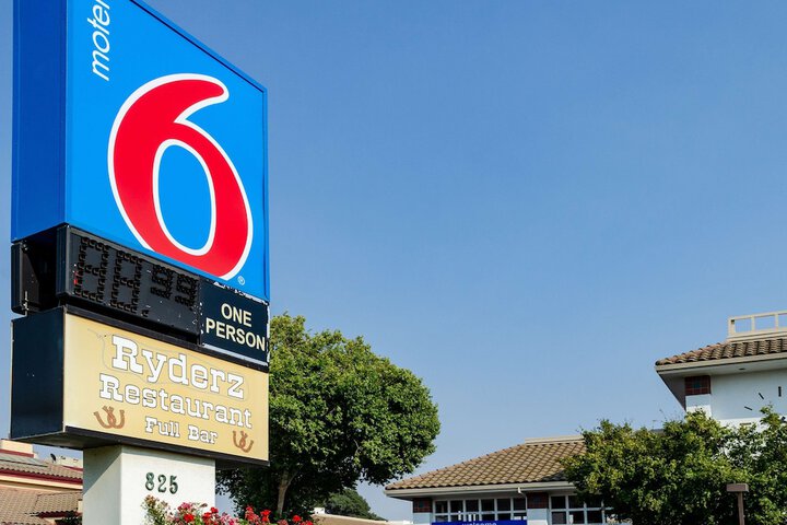 Motel 6 Oakdale CA