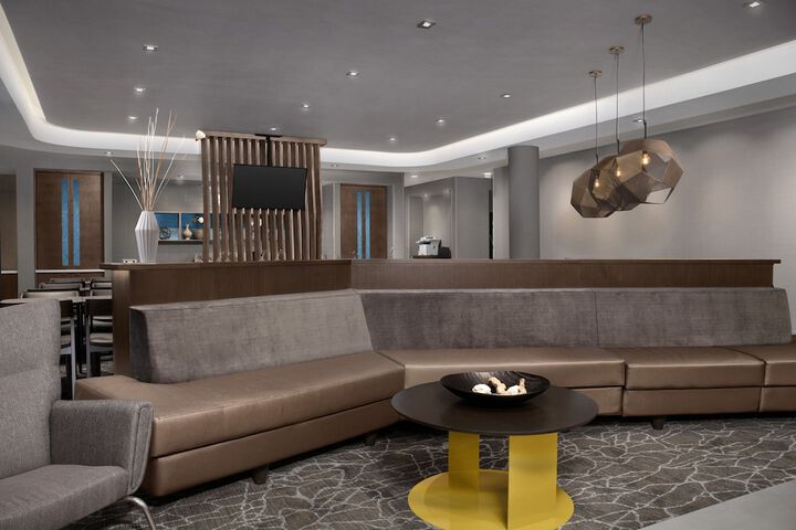 Hotel Interior 10 of 28