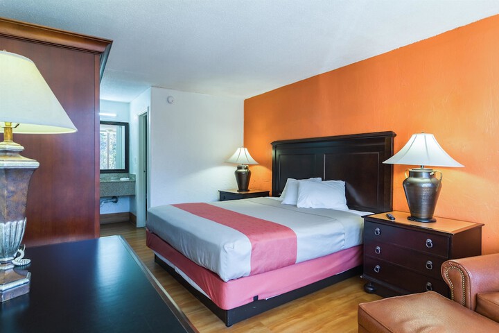 Room 20 of 32