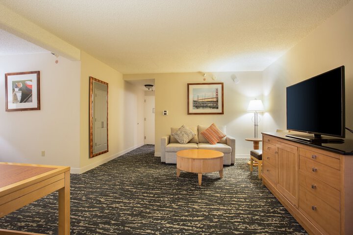 Room 30 of 110