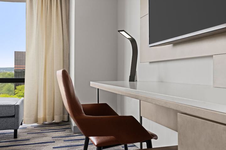 Room 5 of 28