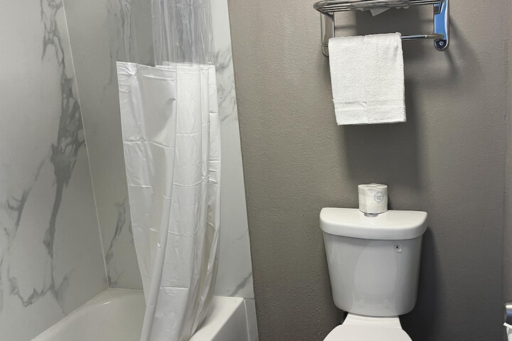 Studio 6 Suites Hurricane Wv