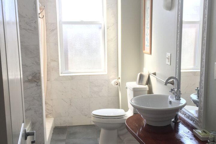 Room 54 of 235