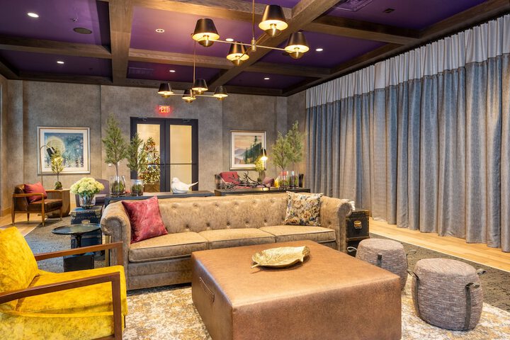 Hotel Interior 9 of 94