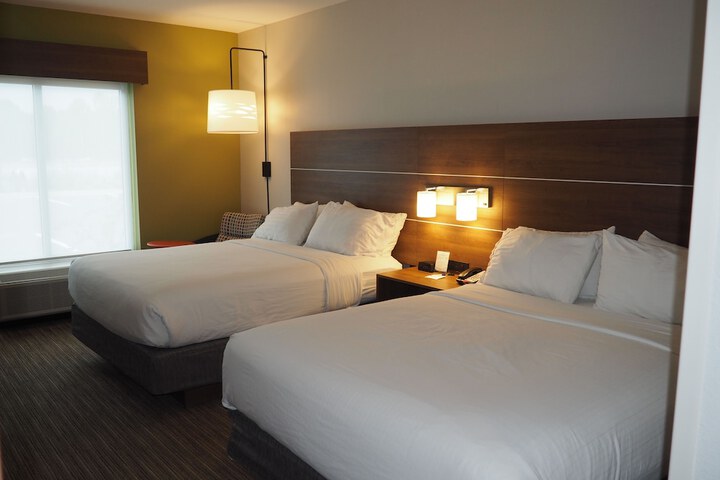 Room 31 of 61