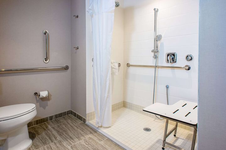 Room 15 of 49