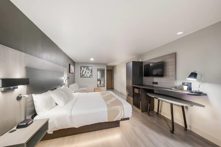 Quality Inn & Suites North Mesquite I-30