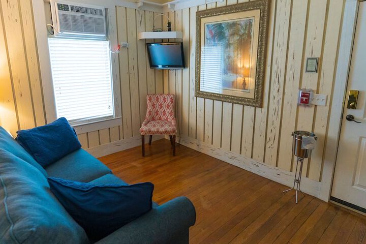 Room 11 of 52