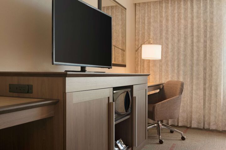 Room 20 of 28