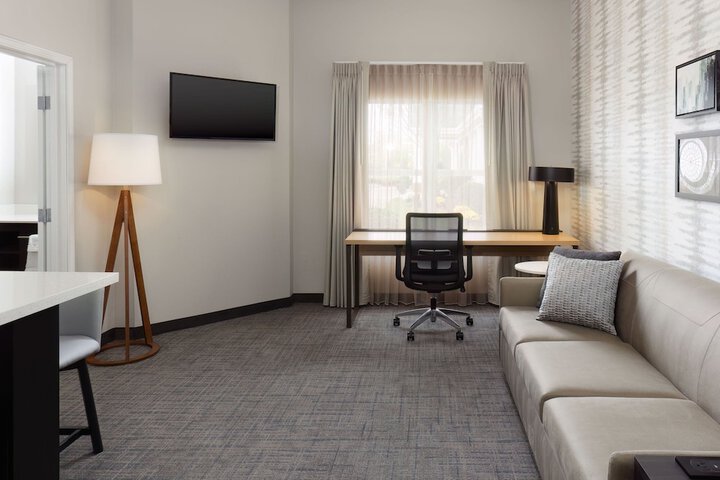 Room 44 of 61