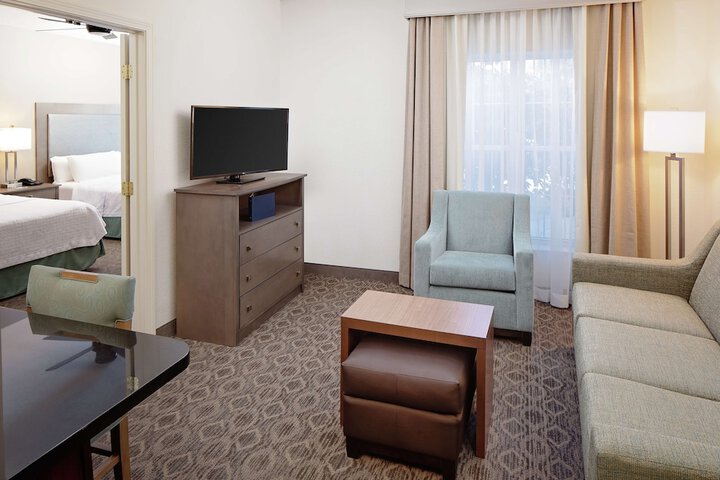 Room 15 of 25