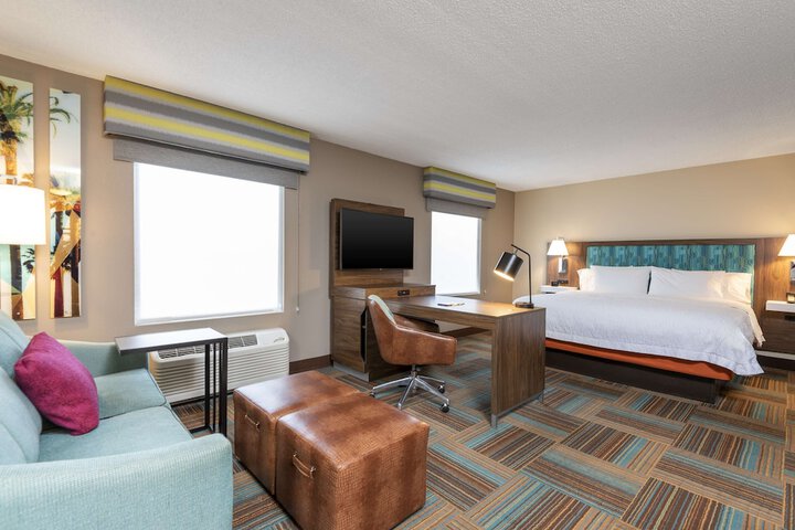 Room 10 of 44