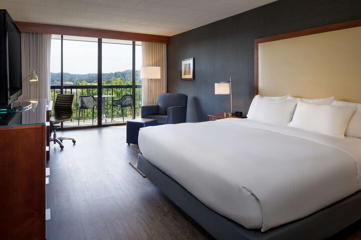DoubleTree by Hilton Pittsburgh - Cranberry