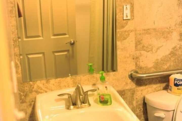 Camelot Inn at Honeyville
