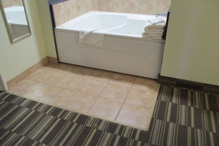 Room 35 of 51