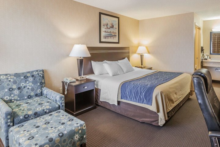 Room 11 of 24