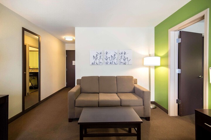 Room 15 of 46