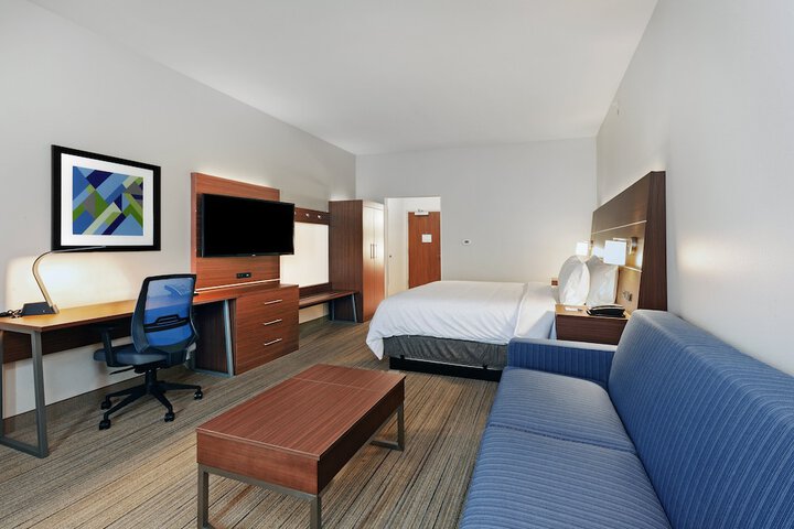 Holiday Inn Express & Suites Tulsa Northeast - Owasso by IHG