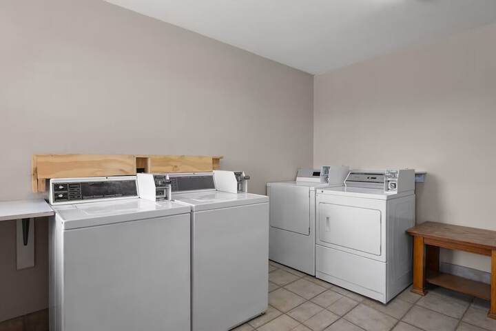 Days Inn by Wyndham Safford AZ