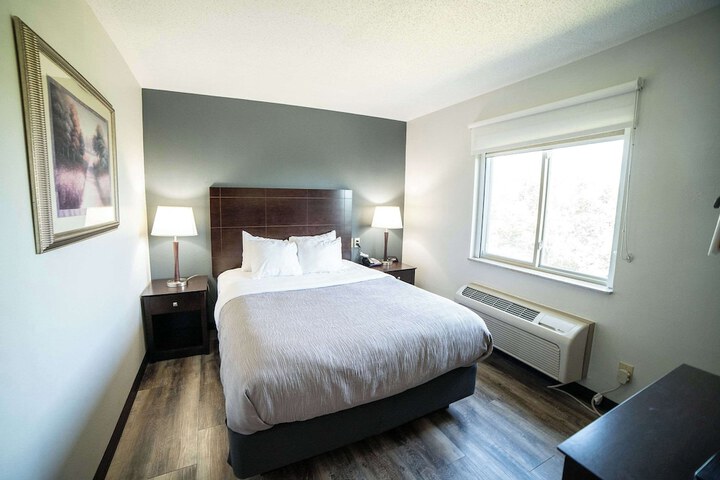Room 14 of 74
