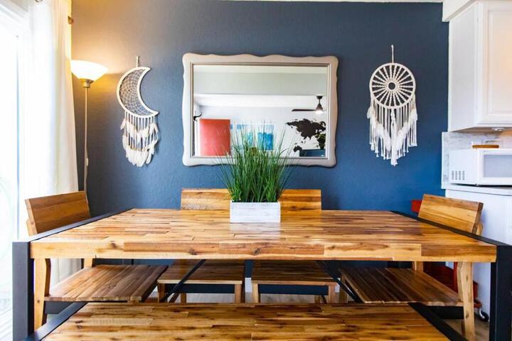 Cali Condo+BBQ+MemoryFoamBeds+12min to Beach