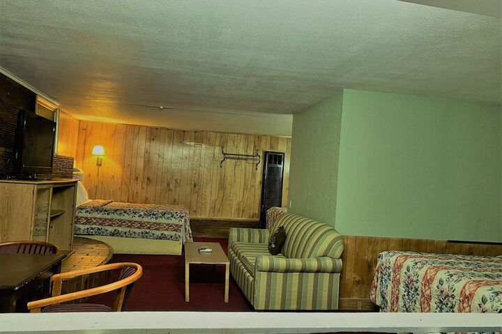 Madill Inn