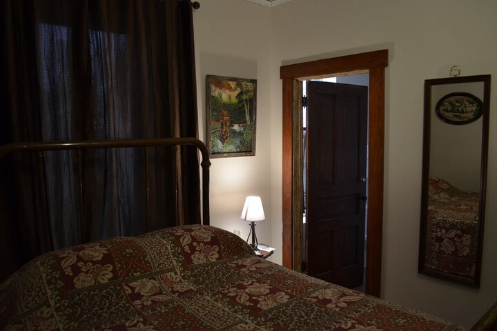 Grand Prairie Inn and Apartments