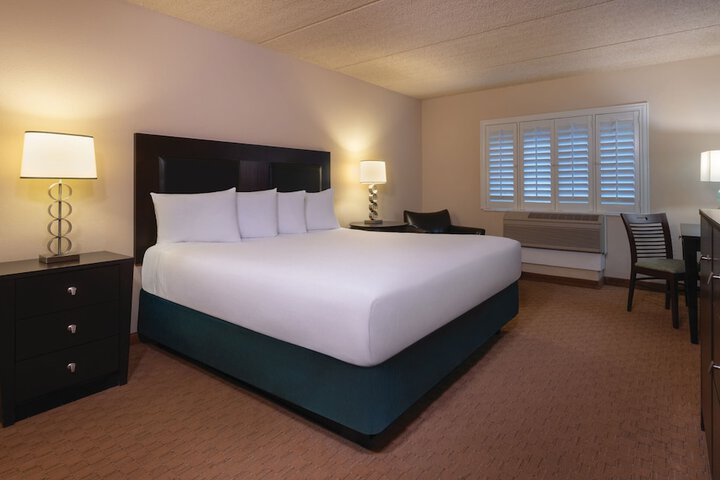Room 13 of 62