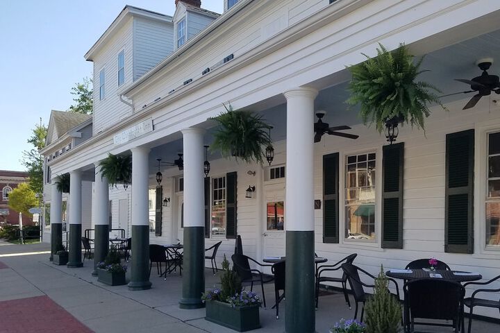Washington Inn and Tavern