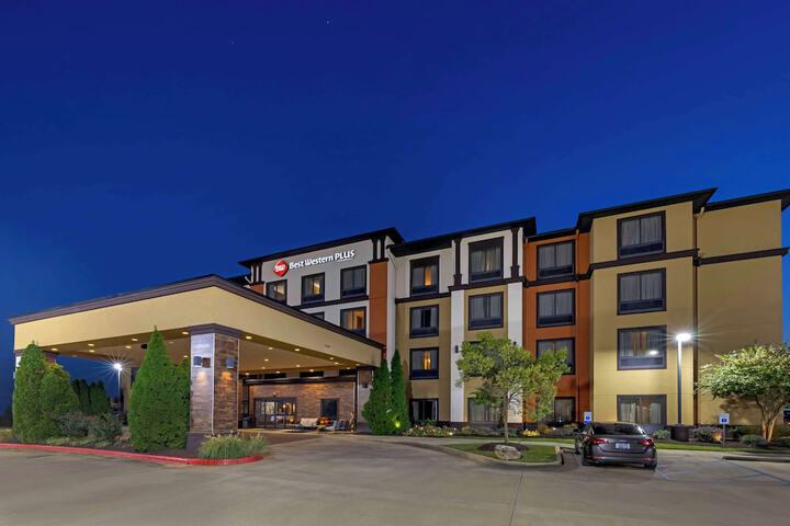 Best Western Plus Tupelo Inn & Suites