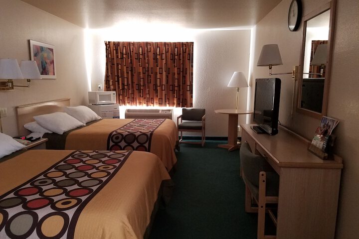 Room 14 of 23