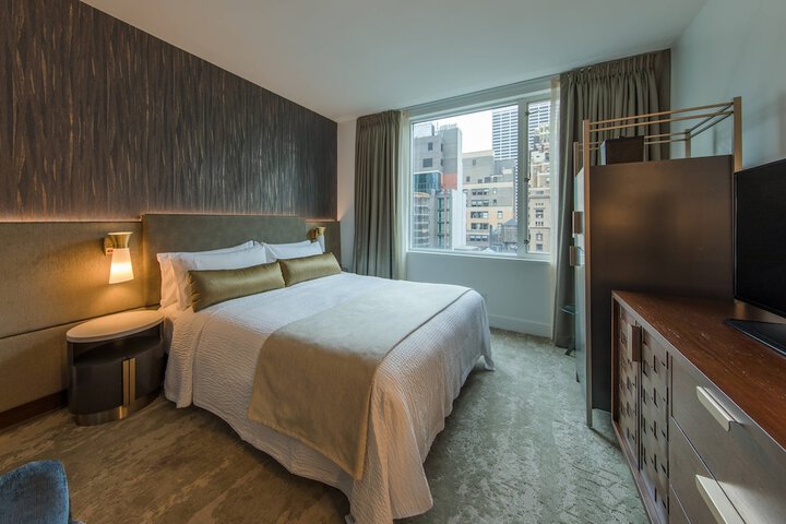 Room 31 of 50