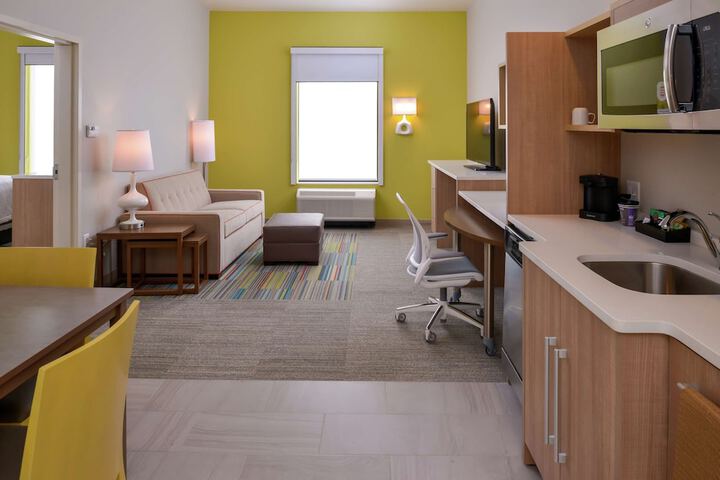Room 28 of 58