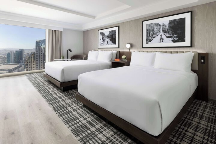 Room 20 of 74