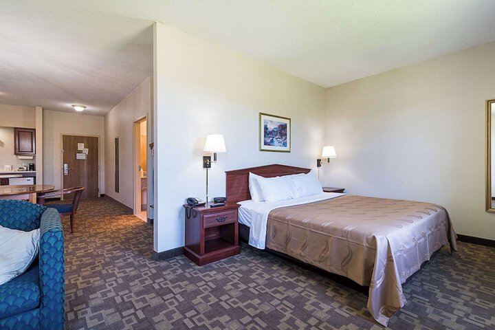 Room 29 of 75