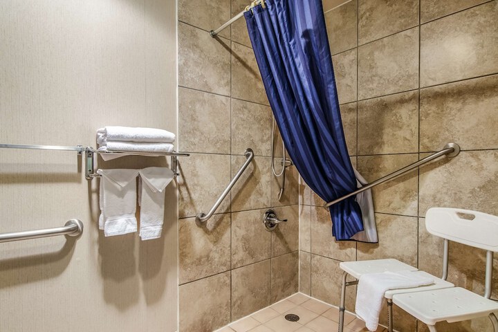 Americas Best Value Inn & Suites Ft. Collins E at I-25