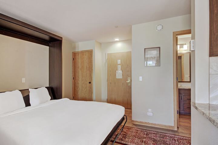 River Mountain Lodge a Vail Resorts Property