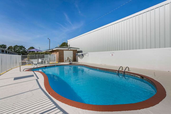 Pool 5 of 30