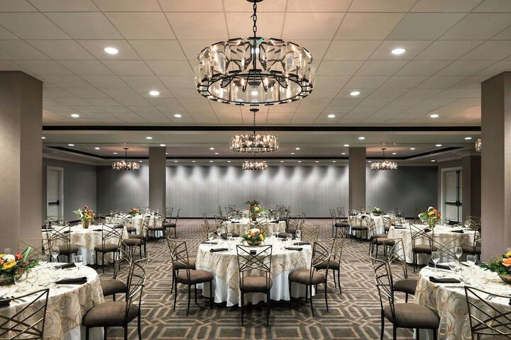 Memphis Riverline Hotel