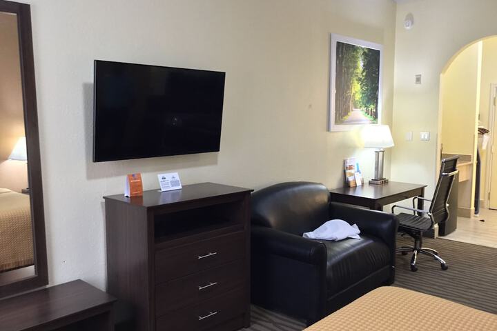 Studio 6 Suites – Pasadena TX