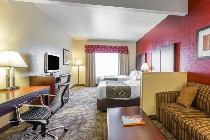 Room 10 of 26