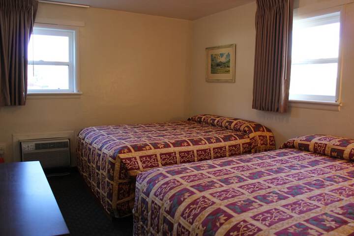 Room 26 of 32