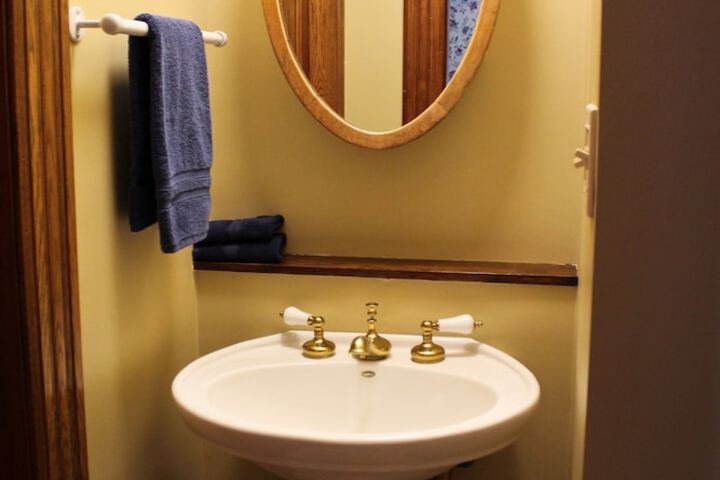 Room 4 of 24