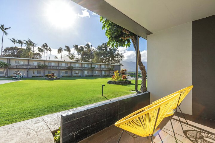 Maui Seaside Hotel