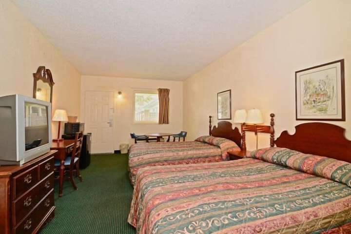 Motel 6 Sandersville GA