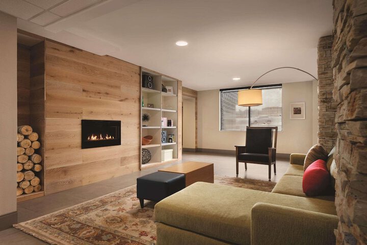 Hotel Interior 6 of 15