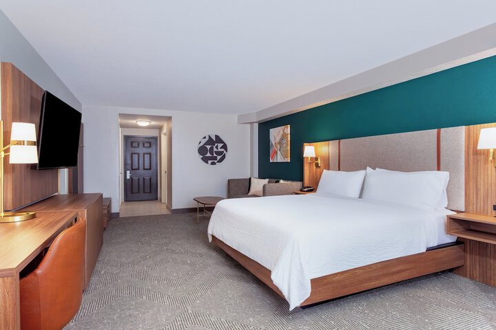 Holiday Inn & Suites Daytona Beach on the Ocean by IHG